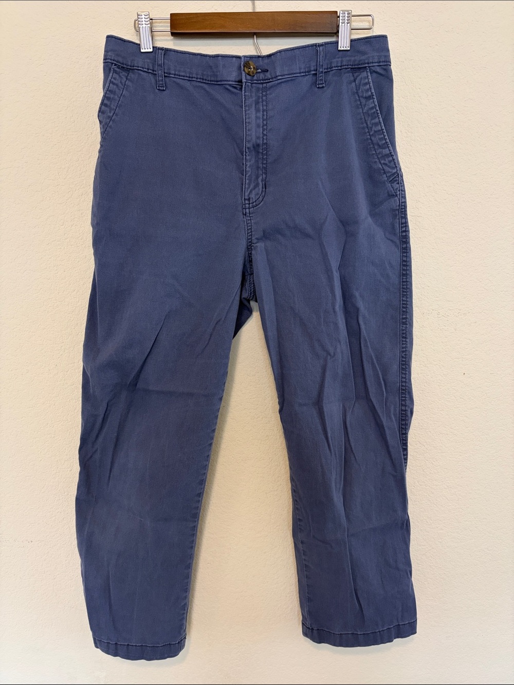 Classic Women's Cropped Chino Capris - Navy